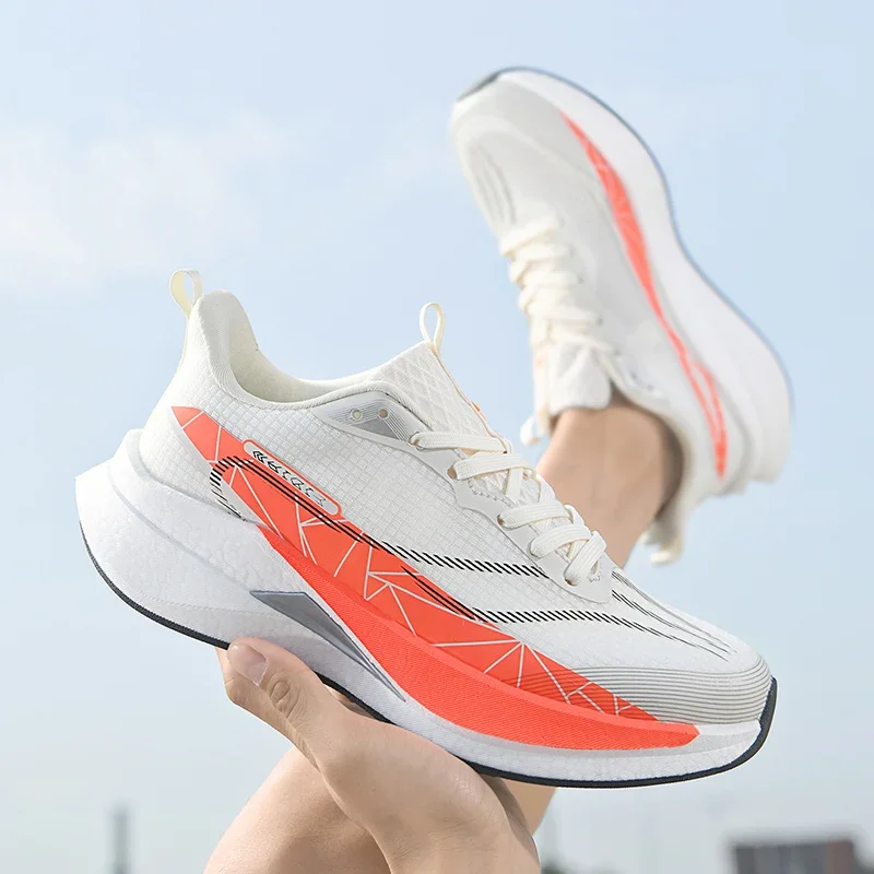 Men's Fashionable Casual and Comfortable Sports Running Shoes Breathable Fabric Upper Non-Slip and Wear-Resistant Shoes
Men's Fashionable Casual and Comfortable Sports Running Shoes Breathable Fabric Upper Non-Slip and Wear-Resistant Shoes