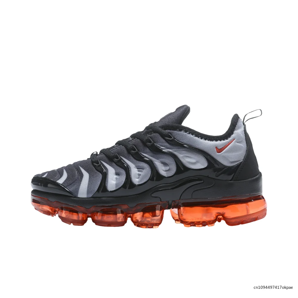 Nike Original Air VaporMax Plus женские и мужские низкие амортизирующие противоскользящие удобные кроссовки фиолетовый серый красный AQ8632-001
Nike Original Air VaporMax Plus женские и мужские низкие амортизирующие противоскользящие удобные кроссовки фиолетовый серый красный AQ8632-001