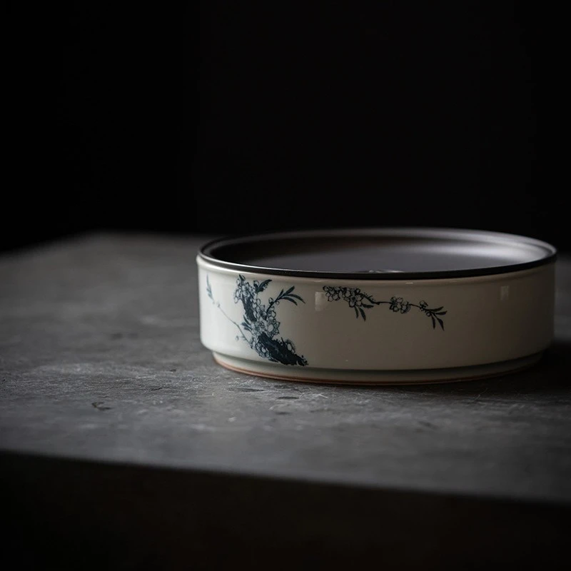 Ancient Green Tin Lid Pot Bearings Ceramic Water Storage Round Dry Bubble Plate Blue and White Tea Tray Tea Ceremony Accessories
Ancient Green Tin Lid Pot Bearings Ceramic Water Storage Round Dry Bubble Plate Blue and White Tea Tray Tea Ceremony Accessories