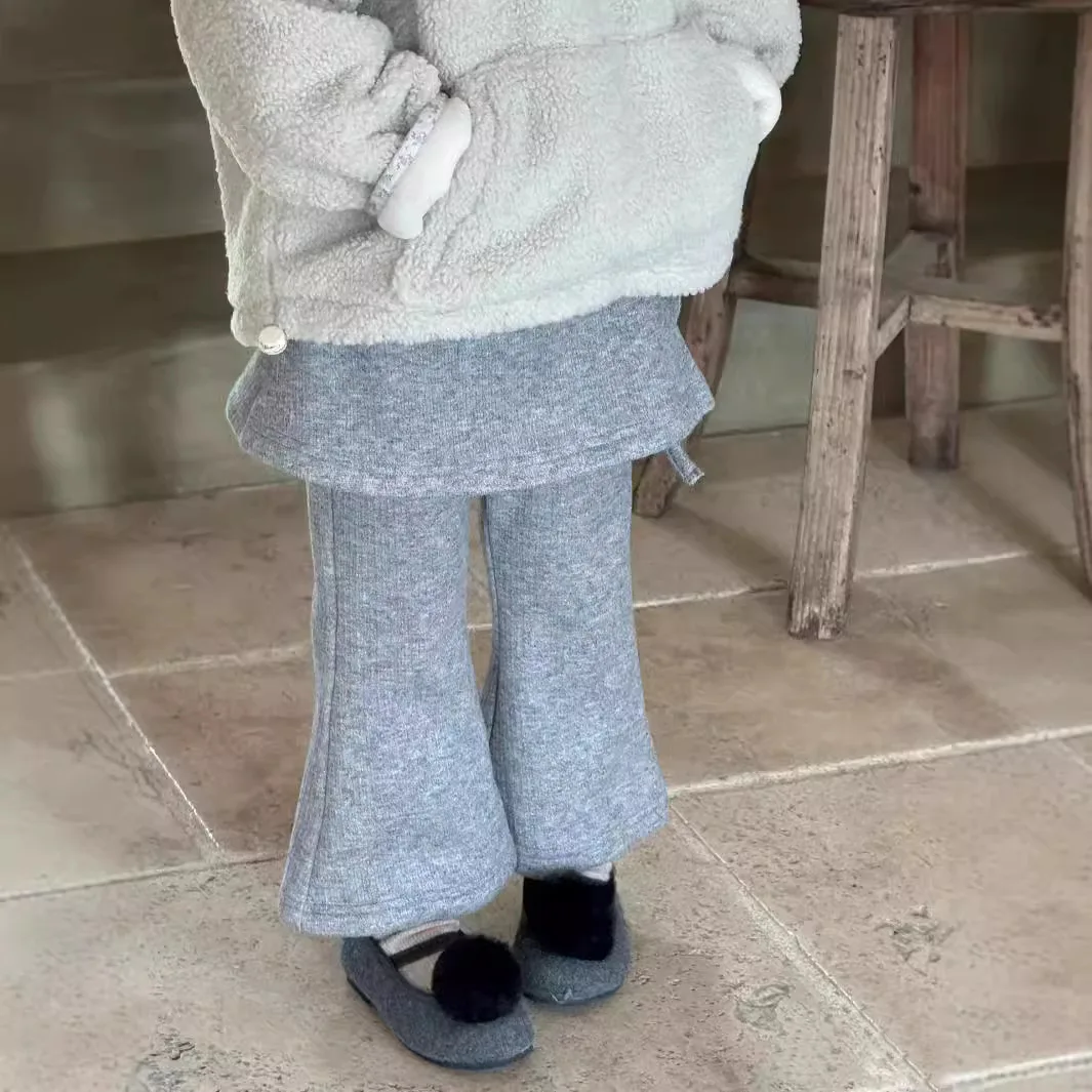 Girls Pants 2024 Autumn New Childrens Wear Baby Girl Plus Fleece Farts Curtain Knitted Bell Bottoms Casual Simple and Lovely
Girls Pants 2024 Autumn New Childrens Wear Baby Girl Plus Fleece Farts Curtain Knitted Bell Bottoms Casual Simple and Lovely