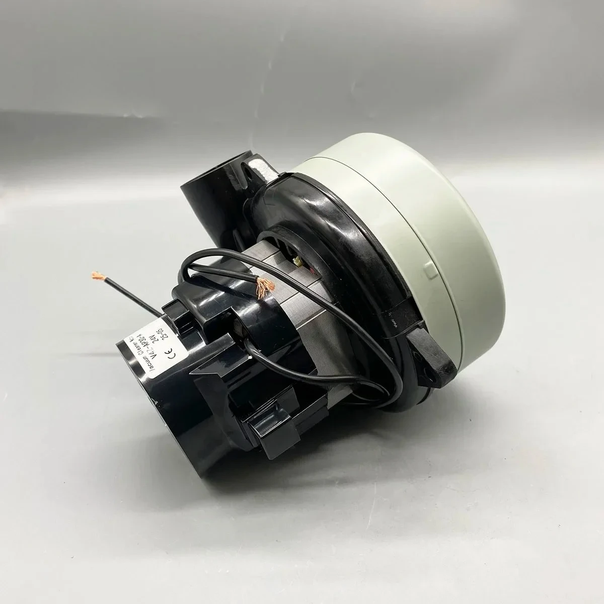 1Pcs Vacuum Cleaner Spare Parts 24V 500W V4Z-AP30-A Suction Motor With Mouth
1Pcs Vacuum Cleaner Spare Parts 24V 500W V4Z-AP30-A Suction Motor With Mouth