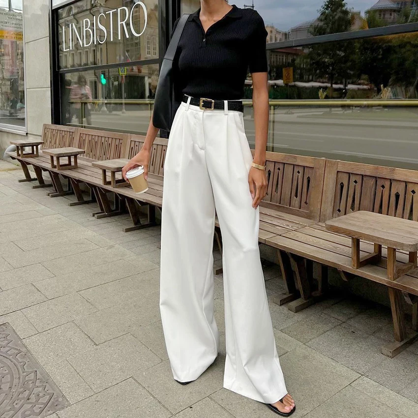 Стильные белые длинные брюки с высокой талией, летние свободные плиссированные брюки, повседневные широкие брюки для женщин с карманами
Стильные белые длинные брюки с высокой талией, летние свободные плиссированные брюки, повседневные широкие брюки для женщин с карманами