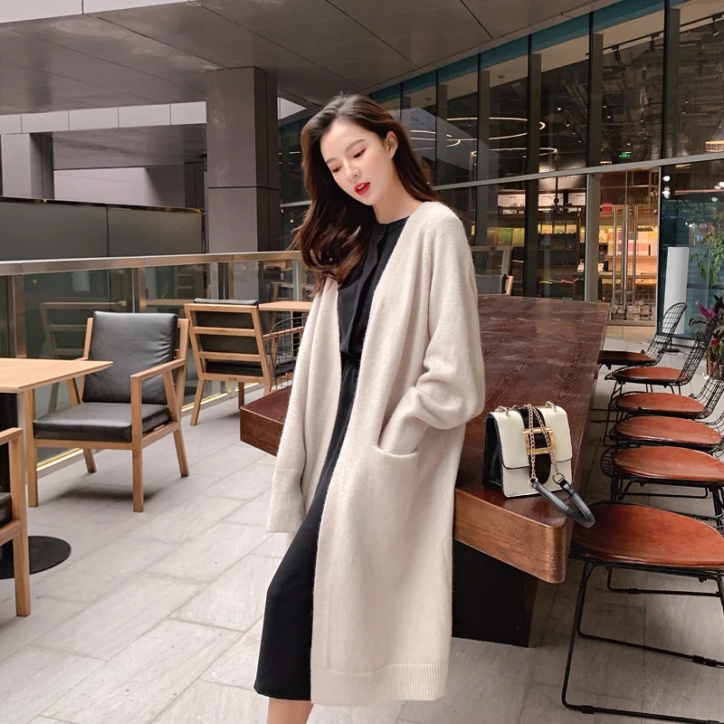 2026 New Autumn Winter Solid Color V Neck Knit Cardigan Mid Length Lazy Style Loose Sweater Coat for Women
2026 New Autumn Winter Solid Color V Neck Knit Cardigan Mid Length Lazy Style Loose Sweater Coat for Women