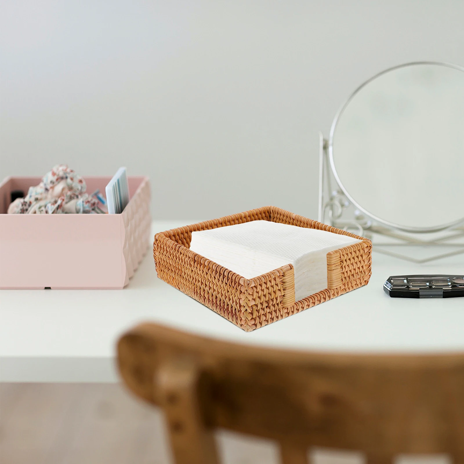 Rattan Napkin Storage Box Hand-woven Tissue Holder Kitchen Desk Organizer Basket Paper Towel Dispenser Rectangle Style Household
Rattan Napkin Storage Box Hand-woven Tissue Holder Kitchen Desk Organizer Basket Paper Towel Dispenser Rectangle Style Household