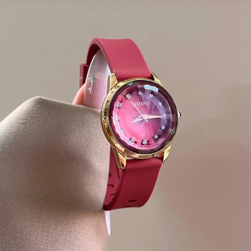New Silicone Strap Watch For Women, Fashionable And Trendy Korean Style, Perfect Gift For Ladies, Unique Wristwatch.
New Silicone Strap Watch For Women, Fashionable And Trendy Korean Style, Perfect Gift For Ladies, Unique Wristwatch.