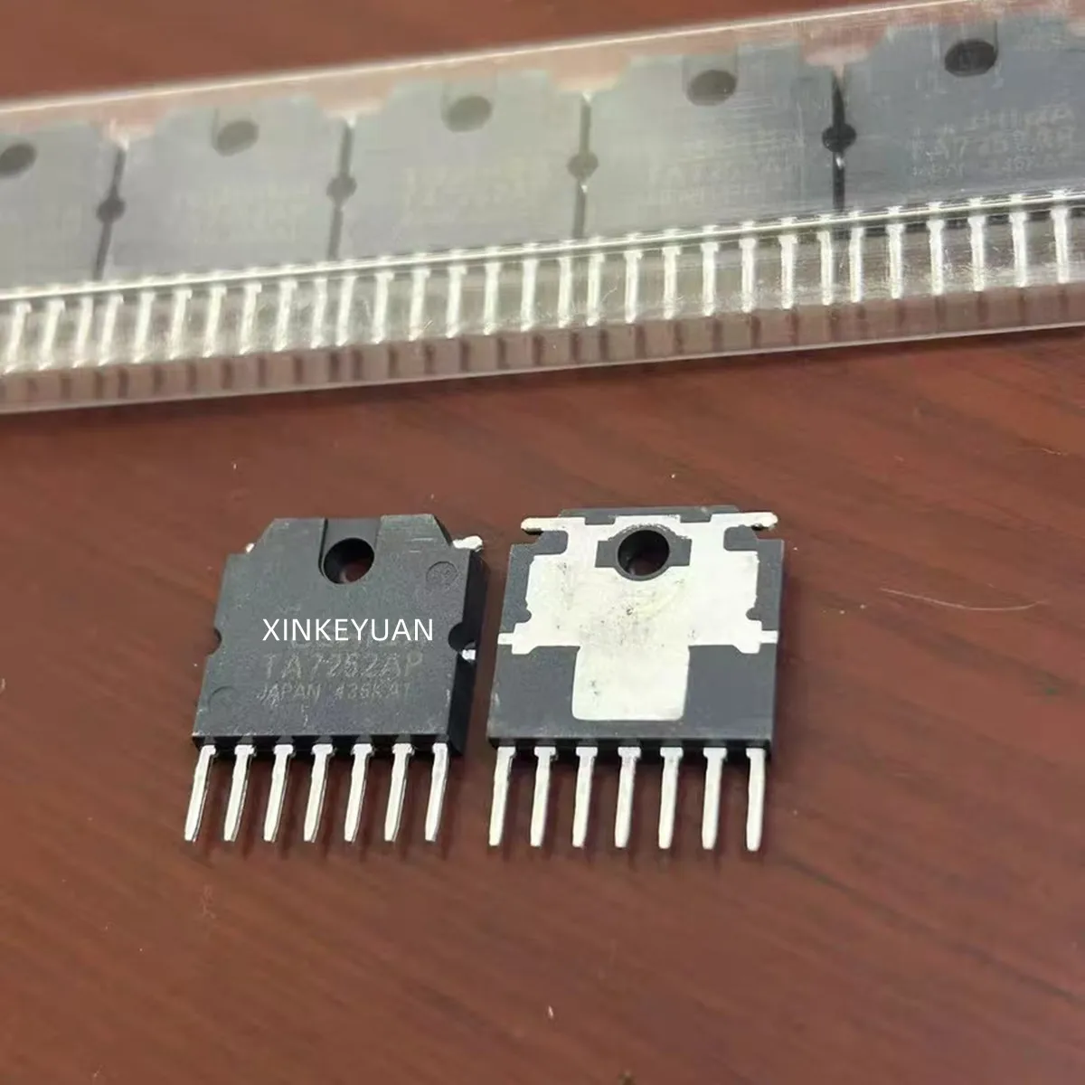 TA7252AP Original Brand New Integrated Circuit Chip
TA7252AP Original Brand New Integrated Circuit Chip