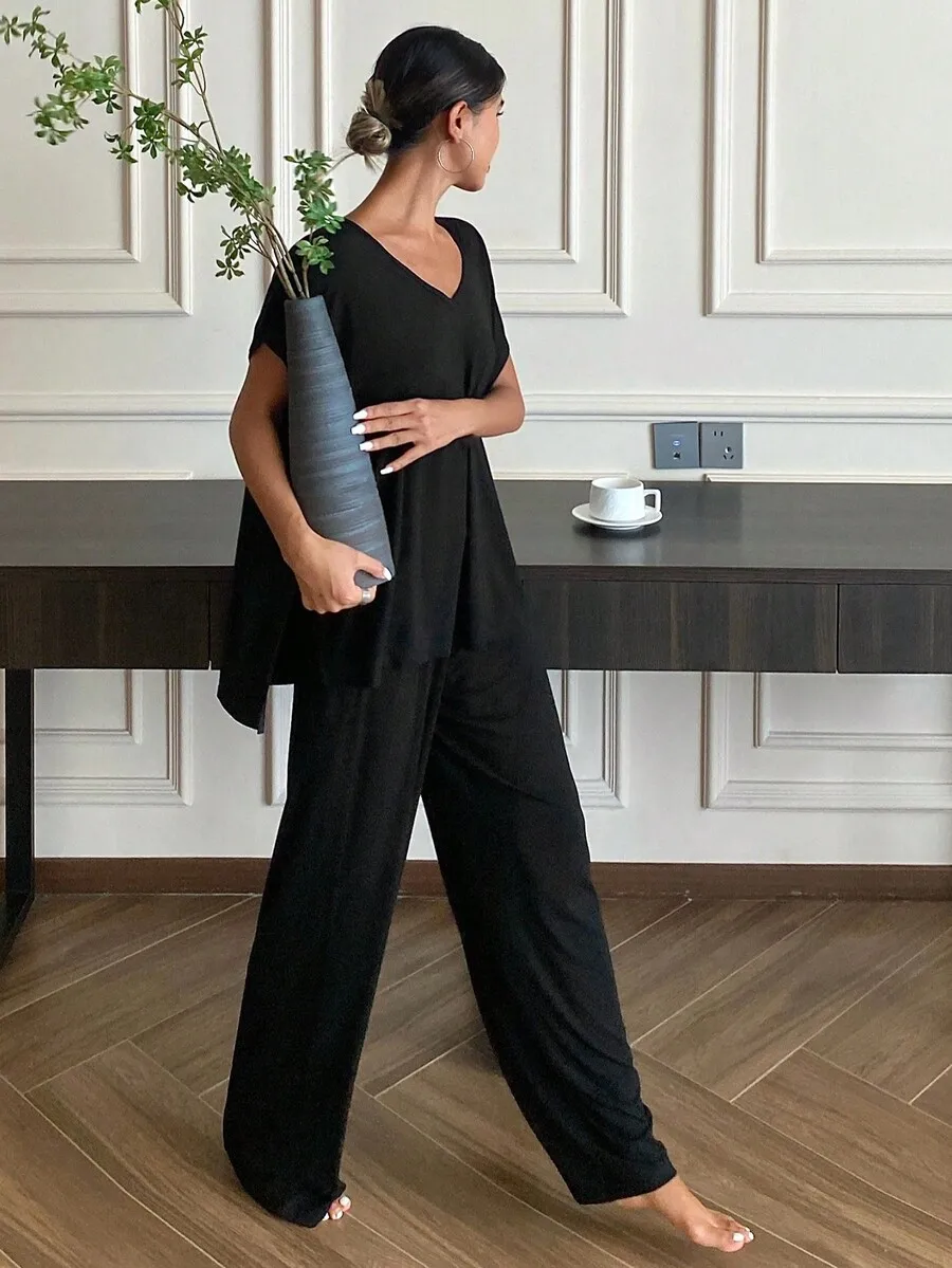 Simple Loose V Neck Top And Wide Leg Pants Lounge Set Casual Pajama
Simple Loose V Neck Top And Wide Leg Pants Lounge Set Casual Pajama