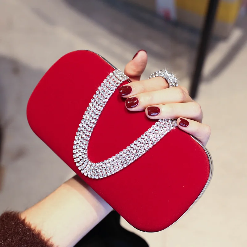 2025 new flannel diamond decoration dinner bag black velvet banquet bag high-end cheongsam bag
2025 new flannel diamond decoration dinner bag black velvet banquet bag high-end cheongsam bag