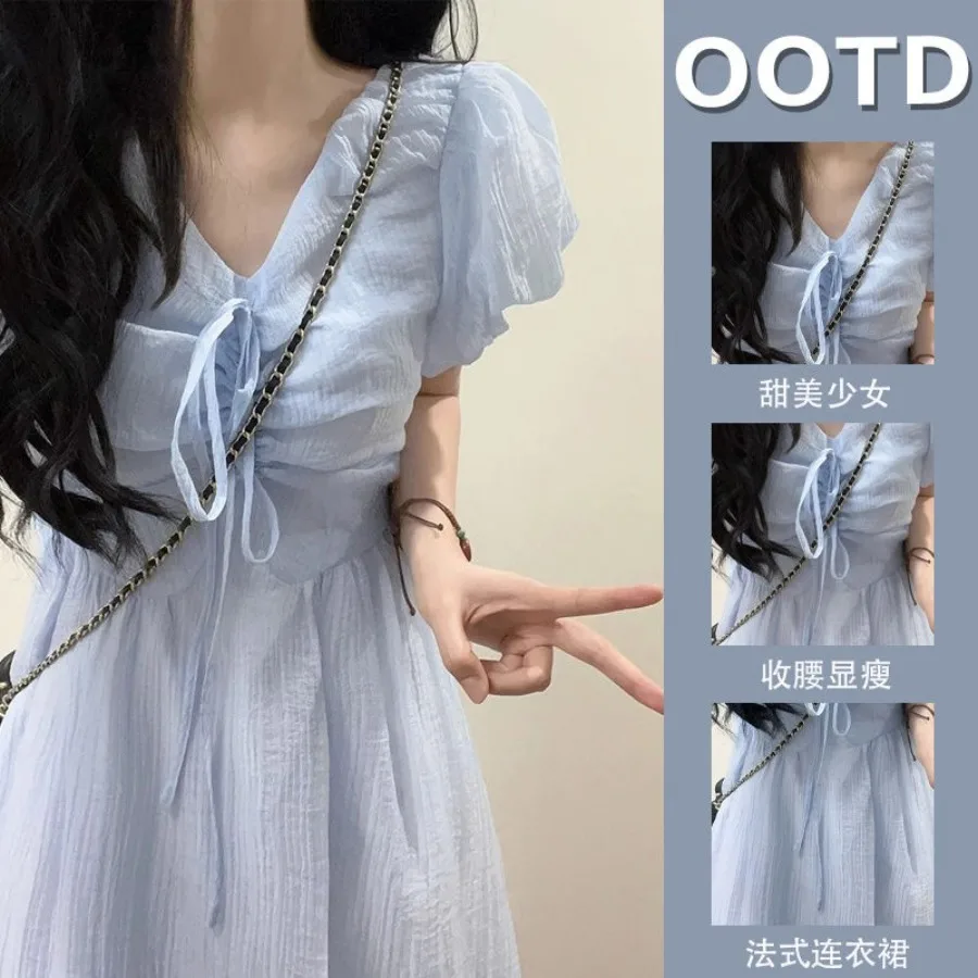 【New style】French style lace V-neck blue bubble sleeve dress small size super fairy waist down slimming long skirt
【New style】French style lace V-neck blue bubble sleeve dress small size super fairy waist down slimming long skirt