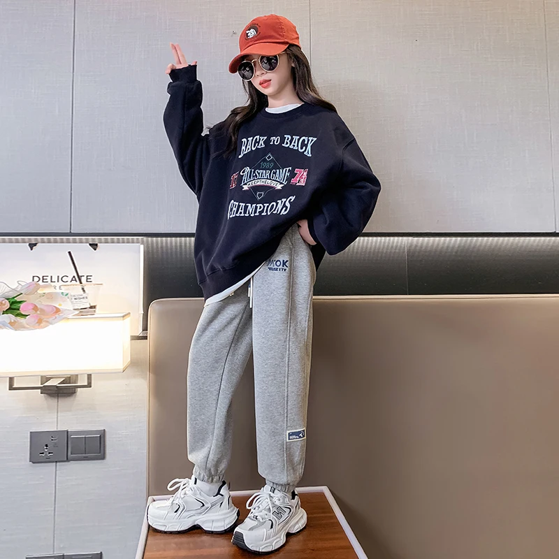Pants for girls;New for fall 2024;Sweatpants for kids and girls;Look slim; Leisure; loose;Autumn pants for kids;pencil trousers
Pants for girls;New for fall 2024;Sweatpants for kids and girls;Look slim; Leisure; loose;Autumn pants for kids;pencil trousers