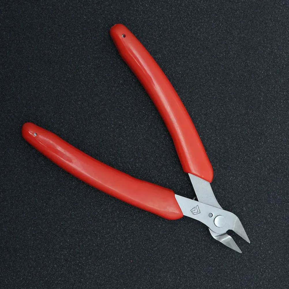 2Pcs Cutting Pliers Stainless Steel Durable Wire Stripper Multi-Purpose Repair Tool Cutter Clamp Cutting Cutters
2Pcs Cutting Pliers Stainless Steel Durable Wire Stripper Multi-Purpose Repair Tool Cutter Clamp Cutting Cutters