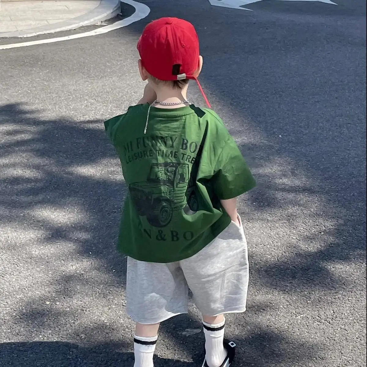 100% Cotton Boys Short Sleeve T-Shirt Korean Streetwear Style Loose Fit Casual Summer Baby Boy Basic Top Versatile Everyday Wear
100% Cotton Boys Short Sleeve T-Shirt Korean Streetwear Style Loose Fit Casual Summer Baby Boy Basic Top Versatile Everyday Wear