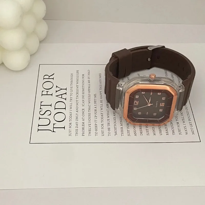 Простые женские часы, модные силиконовые квадратные часы с большим циферблатом, студенческие разноцветные наручные часы со стразами, подарок для женщин, Reloj 
Простые женские часы, модные силиконовые квадратные часы с большим циферблатом, студенческие разноцветные наручные часы со стразами, подарок для женщин, Reloj