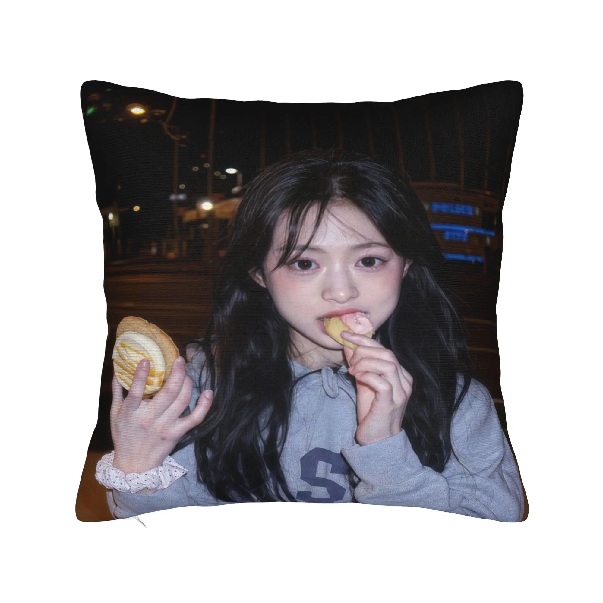 AHYEON babymonsters kpop наволочка с принтом наволочка наволочки теплые украшения для дома на молнии разные размеры
AHYEON babymonsters kpop наволочка с принтом наволочка наволочки теплые украшения для дома на молнии разные размеры