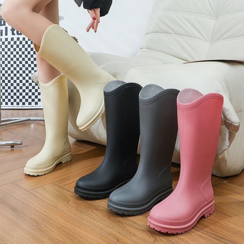 Fashionable Waterproof High-Tube Ladies Rain Boots Anti-Slip Kitchen Women's Slippers Spring Autumn Season EVA Material
Fashionable Waterproof High-Tube Ladies Rain Boots Anti-Slip Kitchen Women's Slippers Spring Autumn Season EVA Material