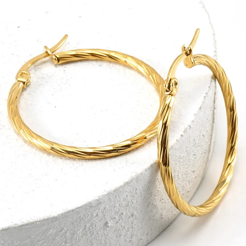 Niche Design Stainless Steel Earrings Women's Simple Summer Versatile Round Titanium Steel Gold-plated Earrings Earrings
Niche Design Stainless Steel Earrings Women's Simple Summer Versatile Round Titanium Steel Gold-plated Earrings Earrings