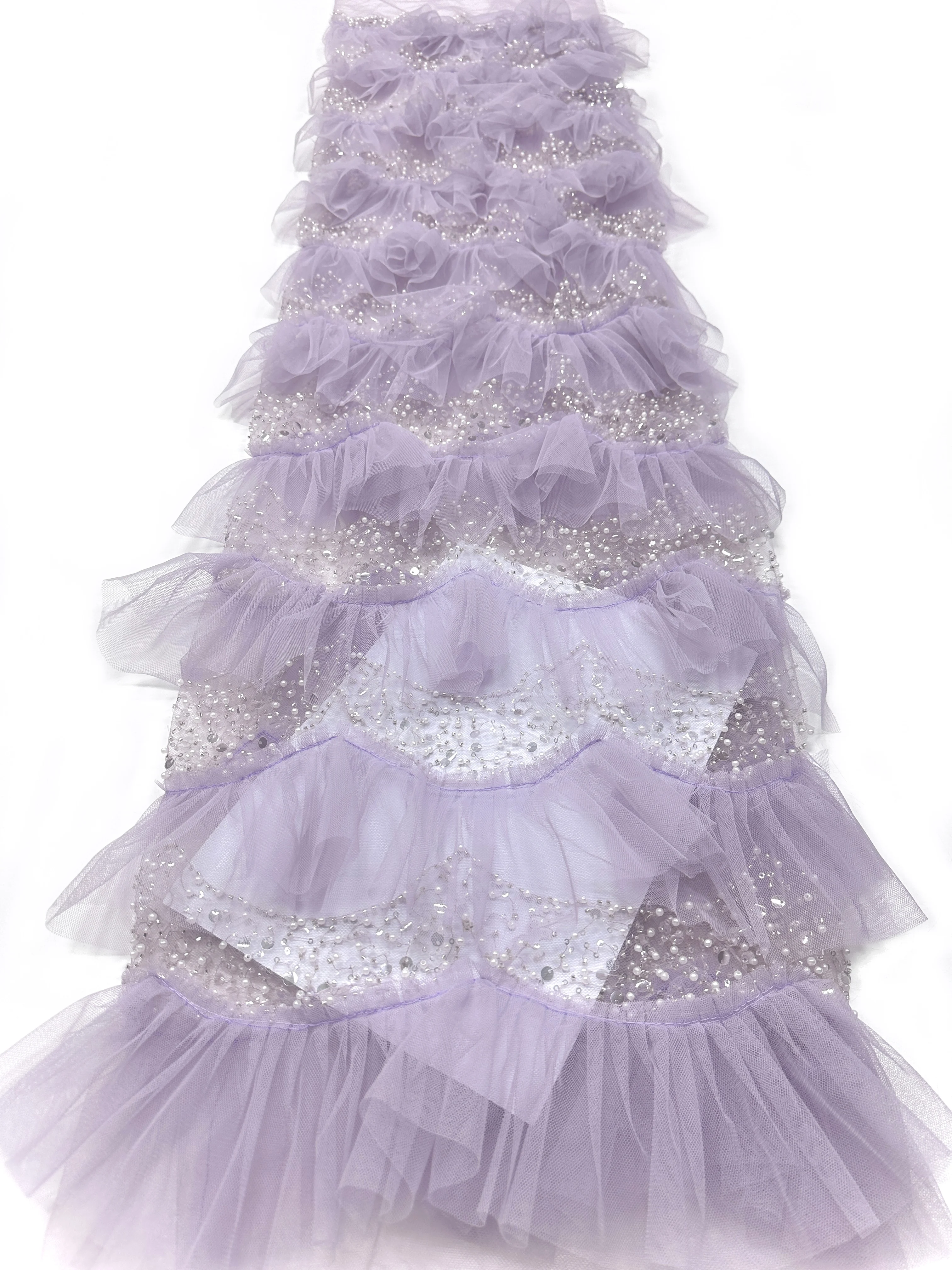 latest nigerian lace fabrics French Tulle Net Lace with Sequins and Beads African Embroidered Lace Fabric Lace Fabric for Sewing
latest nigerian lace fabrics French Tulle Net Lace with Sequins and Beads African Embroidered Lace Fabric Lace Fabric for Sewing