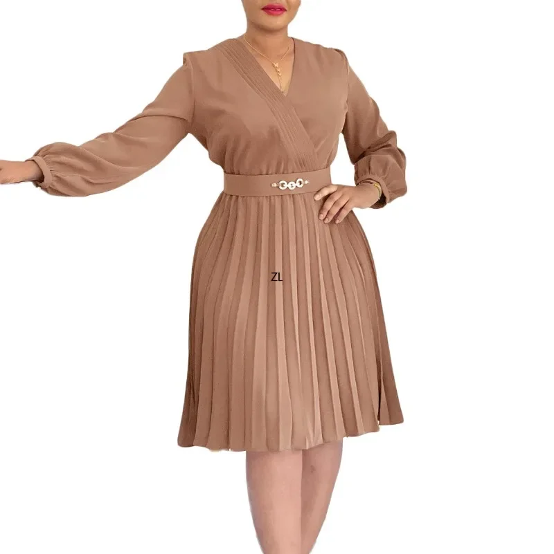 African Clothes for Women 2025 Spring Elegant African Long Sleeve V-neck Polyester Pleat Midi Dress Dashiki African Dresses
African Clothes for Women 2025 Spring Elegant African Long Sleeve V-neck Polyester Pleat Midi Dress Dashiki African Dresses