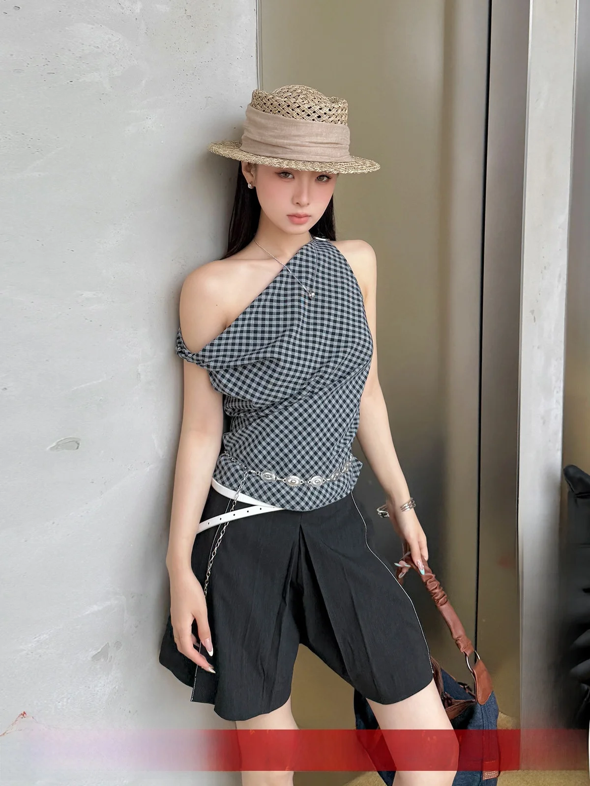 Casual Plaid Vest Asymmetric oulder Buy Hand Store DEARSOCUTE Vintage id Design Slim Fit Women's Vest Summer 2025
Casual Plaid Vest Asymmetric oulder Buy Hand Store DEARSOCUTE Vintage id Design Slim Fit Women's Vest Summer 2025