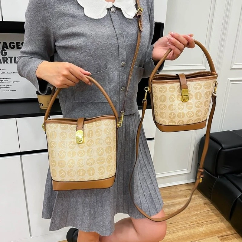 Вдохновляйте подарок для ее мотивационной сумочки, поощрительные для ее пополнения мечтами и амбушюрами 
Вдохновляйте подарок для ее мотивационной сумочки, поощрительные для ее пополнения мечтами и амбушюрами