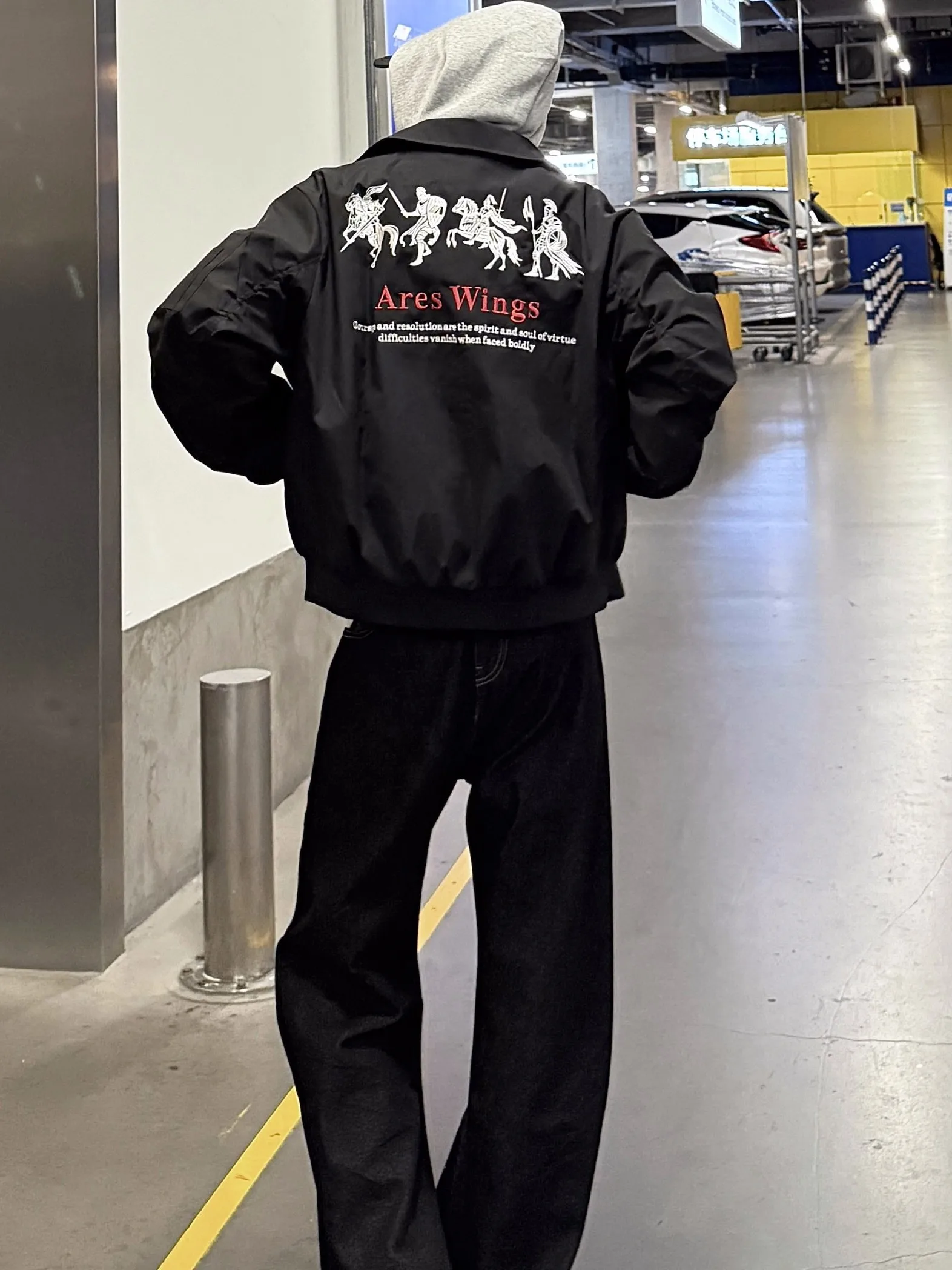 Cleanfit винтажная уличная одежда в стиле хип-хоп, свободная верхняя одежда для пар Jaet, топ-пилот для молодежи, весна-осень, полиэстер
Cleanfit винтажная уличная одежда в стиле хип-хоп, свободная верхняя одежда для пар Jaet, топ-пилот для молодежи, весна-осень, полиэстер