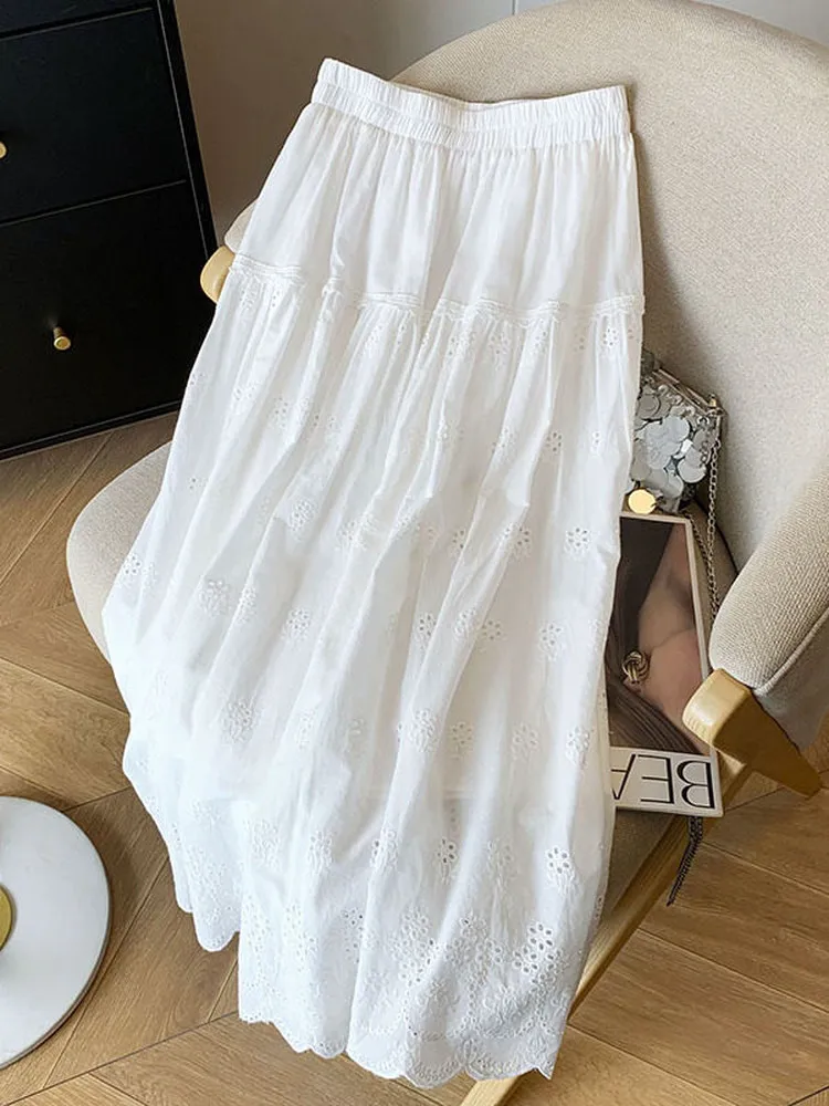 Elegant Embroidered White Cake Style Half Skirt Women's Casual A-Line Midi Skirt Slimming Drapey Fabric High Waist Design
Elegant Embroidered White Cake Style Half Skirt Women's Casual A-Line Midi Skirt Slimming Drapey Fabric High Waist Design