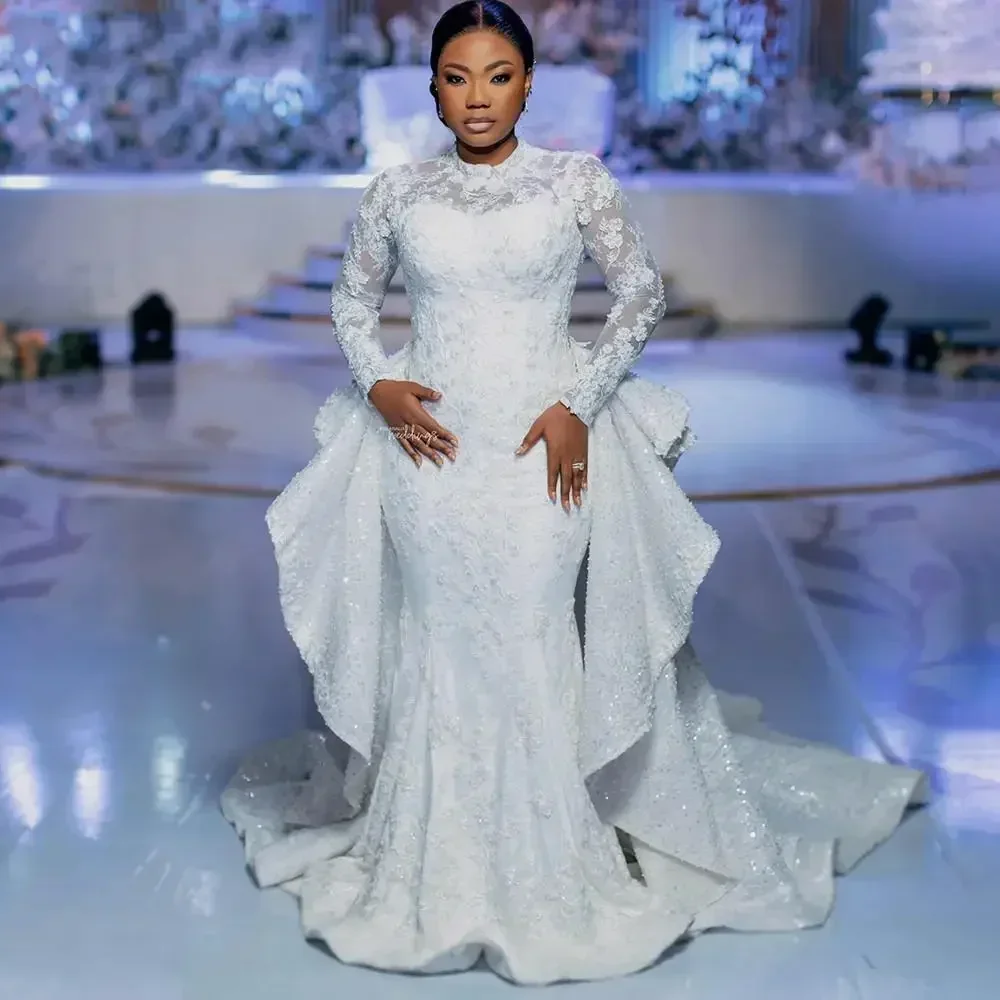 Customized High Neck Lace Beads Wedding Dress With Overskirt Train Long Sleeves Bridal Gown Vestido De Casamento
Customized High Neck Lace Beads Wedding Dress With Overskirt Train Long Sleeves Bridal Gown Vestido De Casamento