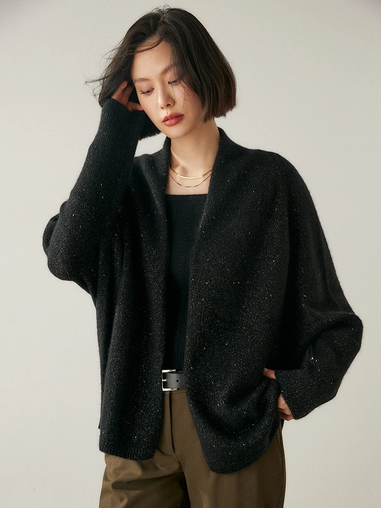 Chic Warm Soft Women's Sweater Elegant Temperament 100% Cashmere Autumn Winter Cardigan Grace Casual Loose Shawls
Chic Warm Soft Women's Sweater Elegant Temperament 100% Cashmere Autumn Winter Cardigan Grace Casual Loose Shawls