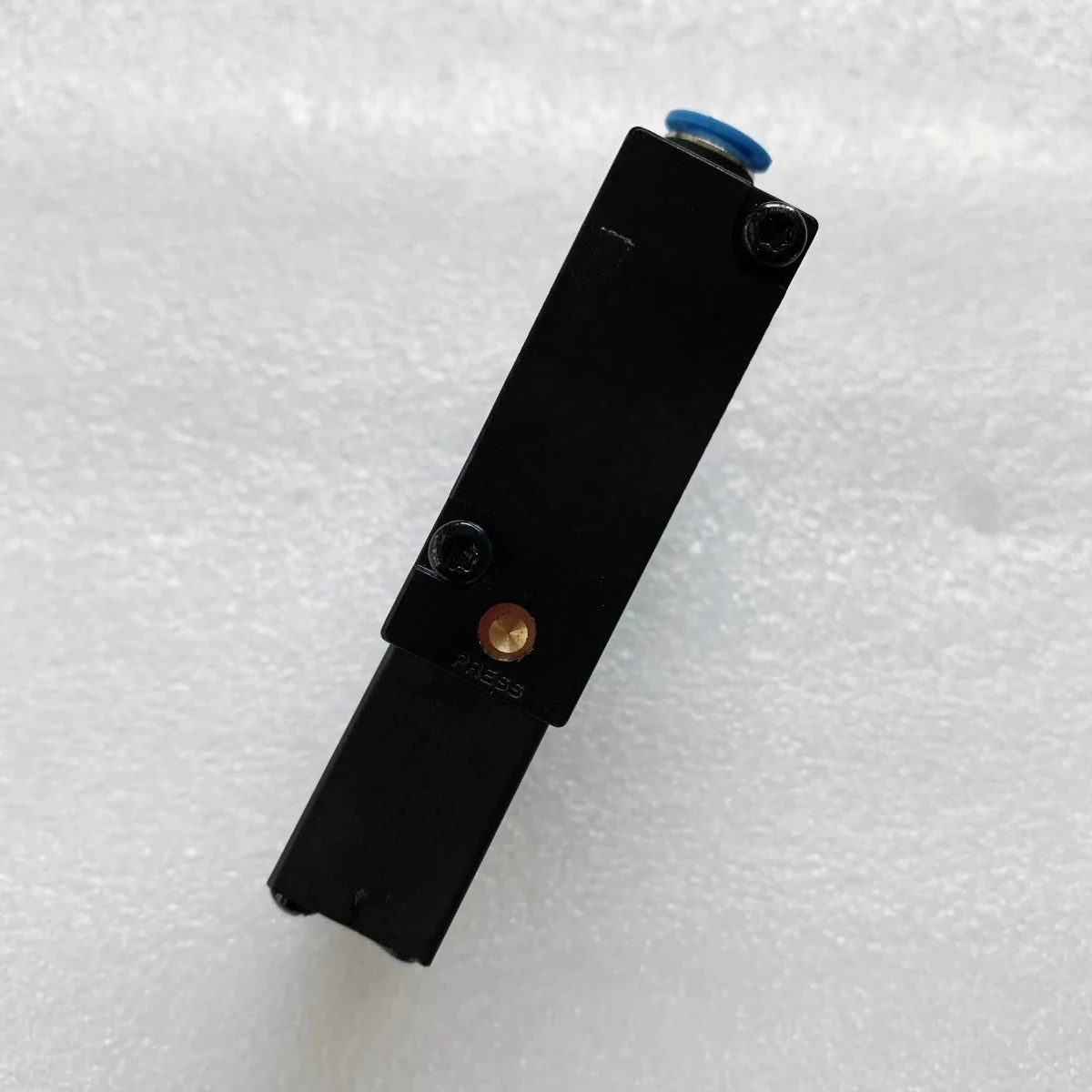 High Quality M2.184.1121 Valve M2.184.1121/05 Offset Printing Parts
High Quality M2.184.1121 Valve M2.184.1121/05 Offset Printing Parts