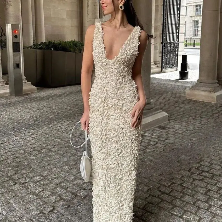 Женское пляжное платье 2024 с розовым цветочным принтом, элегантное пляжное платье из двух частей, без рукавов, с бретелями на плечах, пляжная одежда
Женское пляжное платье 2024 с розовым цветочным принтом, элегантное пляжное платье из двух частей, без рукавов, с бретелями на плечах, пляжная одежда