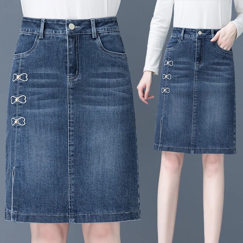 Women's denim skirt2023Slit midi-length high-waisted spring dress for petite womenASlimming denim skirt for spring and summer
Women's denim skirt2023Slit midi-length high-waisted spring dress for petite womenASlimming denim skirt for spring and summer