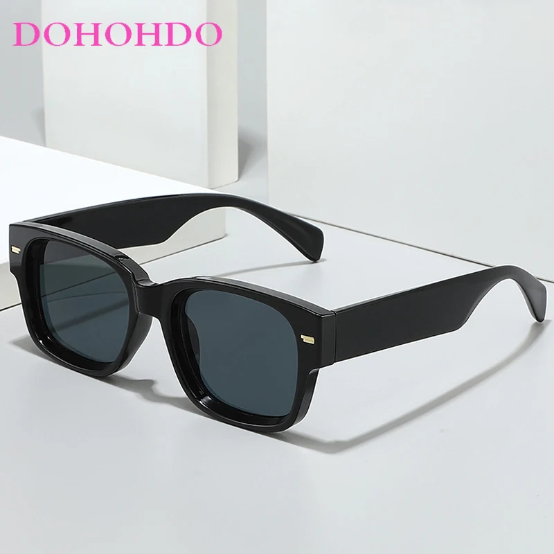 Luxury Brand Designer Square Rivets Women Sunglasses Fashion Classic Men Sunglass Outdoor Travel Shade Eyeglasses Unisex UV400
Luxury Brand Designer Square Rivets Women Sunglasses Fashion Classic Men Sunglass Outdoor Travel Shade Eyeglasses Unisex UV400
