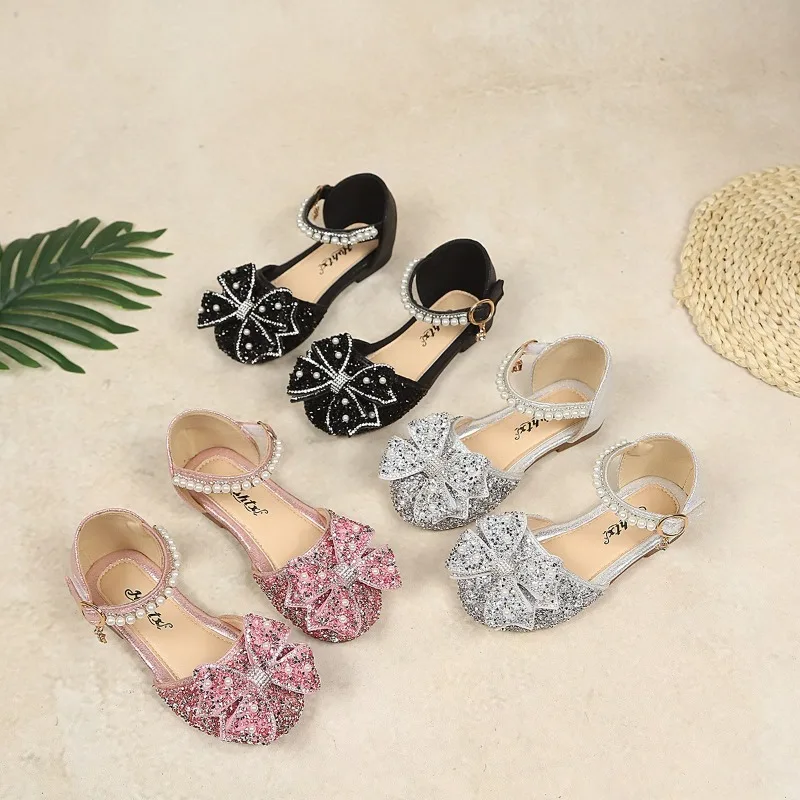 Kids Princess Dance Shoes Shiny Sequins Girls Casual Shoes Round Toes 2026 Summer New Children Sandals Sweet Bows Soft Bottom
Kids Princess Dance Shoes Shiny Sequins Girls Casual Shoes Round Toes 2026 Summer New Children Sandals Sweet Bows Soft Bottom