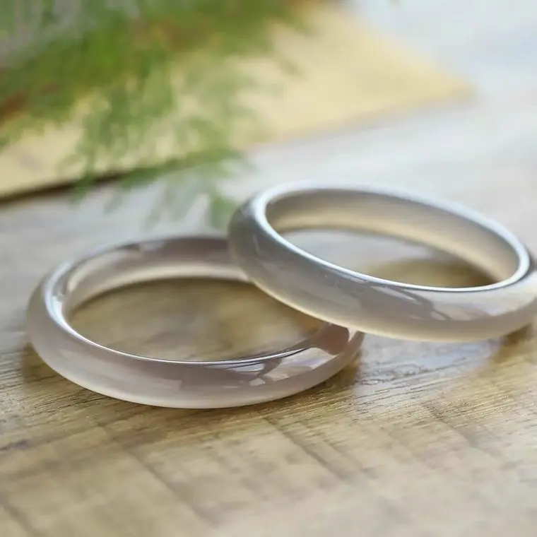 Ice Smoke Gray Chalcedony Bracelet, Suitable for Daily Wear
Ice Smoke Gray Chalcedony Bracelet, Suitable for Daily Wear