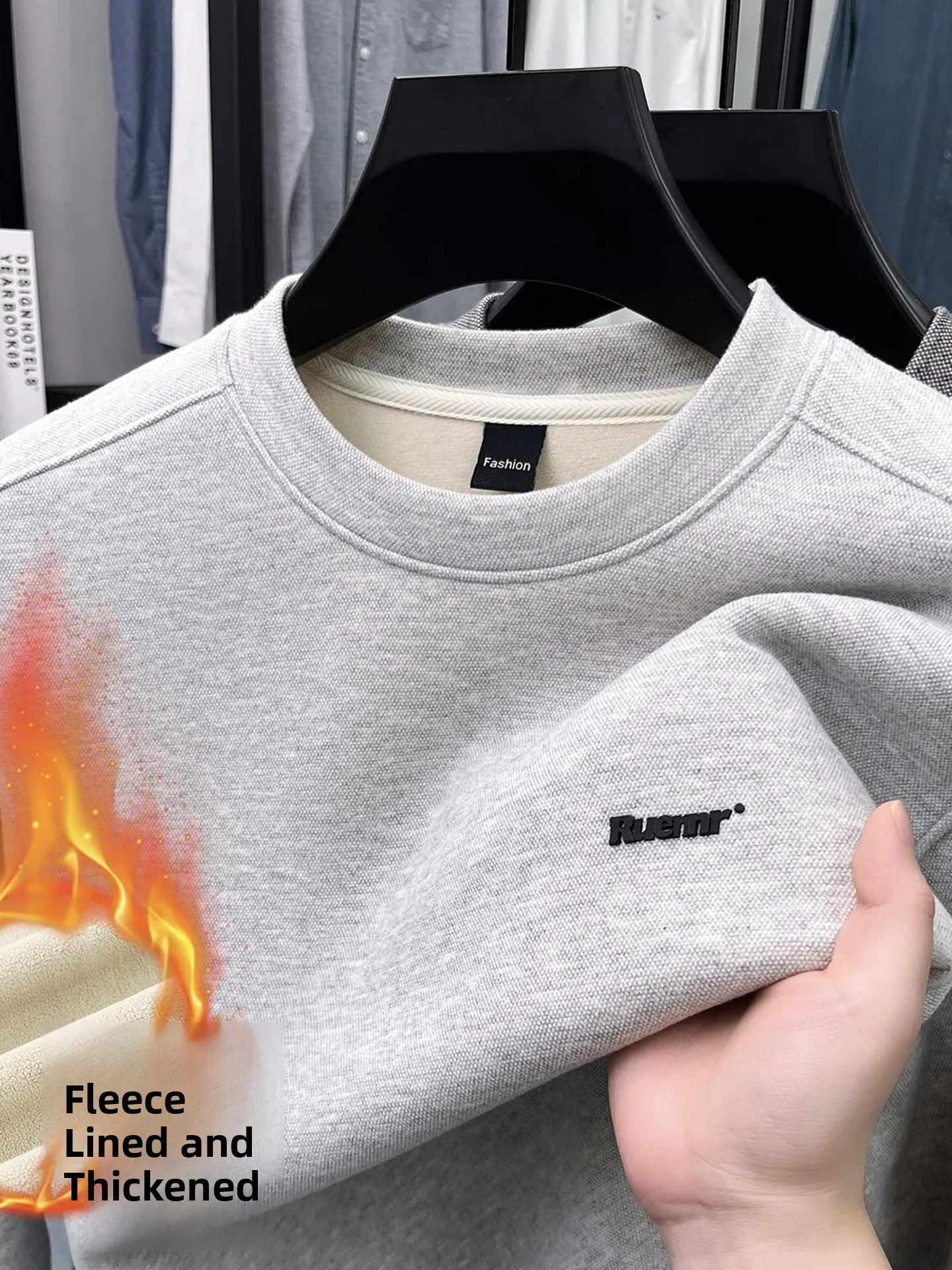 Men's Winter Long Sleeve Fleece Lined Thickened round Neck Printed Sweatshirt Warm Inner T-shirt Casual Standard Fit Polyeste...
Men's Winter Long Sleeve Fleece Lined Thickened round Neck Printed Sweatshirt Warm Inner T-shirt Casual Standard Fit Polyeste...