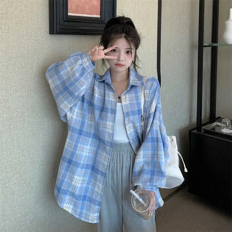 Lazy BF style shirt jacket for spring 2024 new retro plaid loose lantern long sleeved outerwear versatile top women's fashion
Lazy BF style shirt jacket for spring 2024 new retro plaid loose lantern long sleeved outerwear versatile top women's fashion