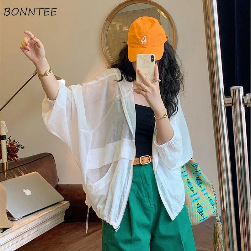 Jackets Women Preppy Style Sun-proof Loose Leisure Transparent Femme Outwear Solid Hooded Design Ulzzang High Street Ropa Summer
Jackets Women Preppy Style Sun-proof Loose Leisure Transparent Femme Outwear Solid Hooded Design Ulzzang High Street Ropa Summer