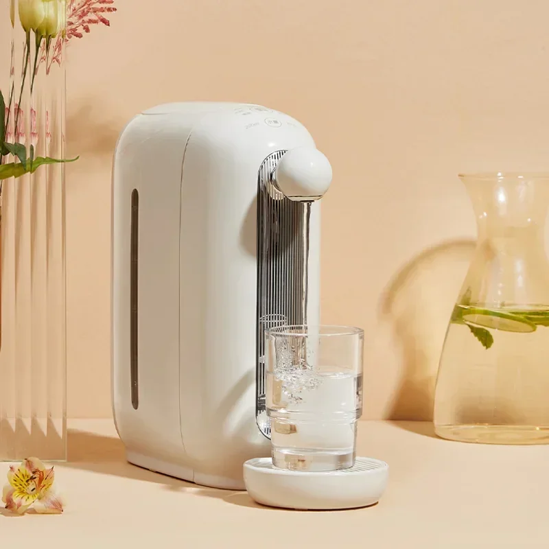 Desktop Instant Hot Water Dispenser 2.8L for Home Office with Multistage Temperature Control and Rapid Heating Insulation Hot sa
Desktop Instant Hot Water Dispenser 2.8L for Home Office with Multistage Temperature Control and Rapid Heating Insulation Hot sa