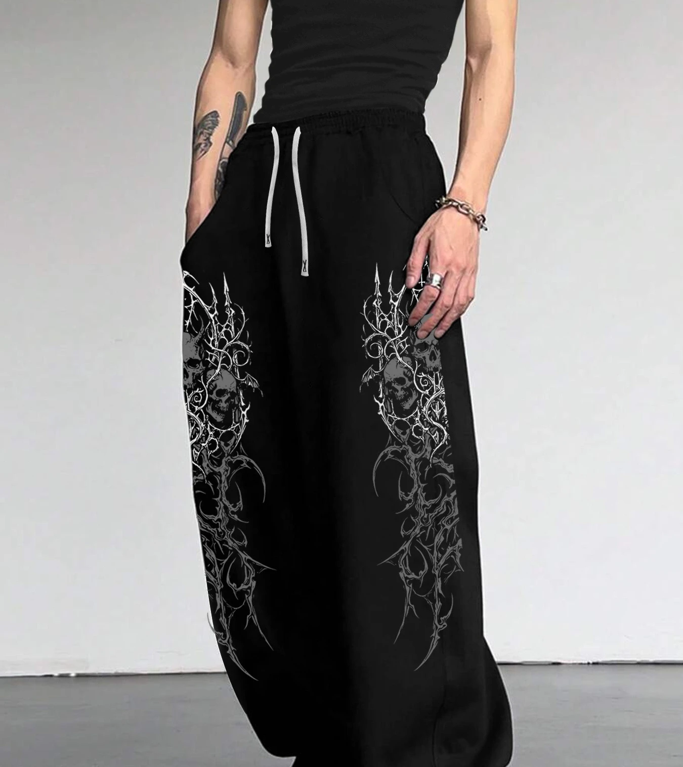 2026 Fashion Products in The Summer of 2026 Gothic Retro Hip-hop Sports Casual Pants Hip-hop Street Wear Loose Pants Large Size
2026 Fashion Products in The Summer of 2026 Gothic Retro Hip-hop Sports Casual Pants Hip-hop Street Wear Loose Pants Large Size