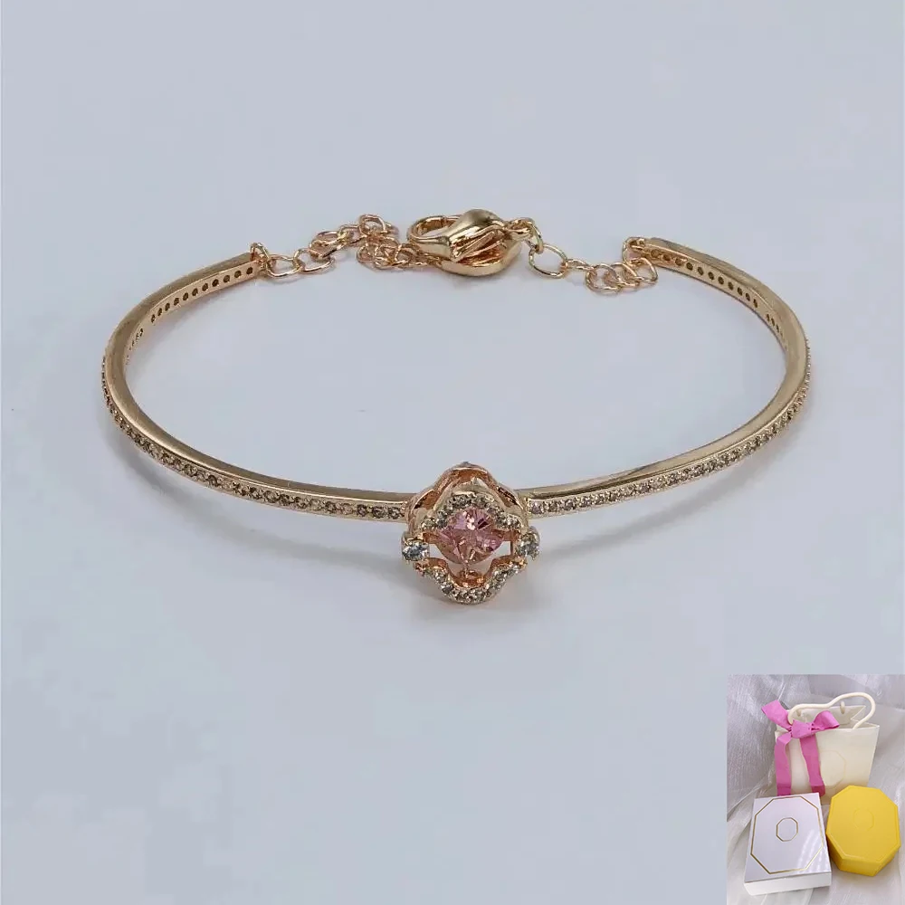 Fashionable SW Sparkling Lucky Grass Dance Heart Rose Gold Bracelet High end Jewelry Gift
Fashionable SW Sparkling Lucky Grass Dance Heart Rose Gold Bracelet High end Jewelry Gift