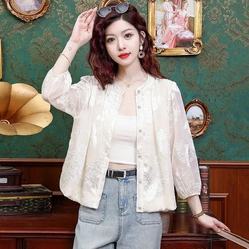 Stand-up Collar Shirt Jacket Female 2026Summer New Cardigan Slim Sunscreen Coat Western-style Outwear Women Fashion Overwear Top
Stand-up Collar Shirt Jacket Female 2026Summer New Cardigan Slim Sunscreen Coat Western-style Outwear Women Fashion Overwear Top