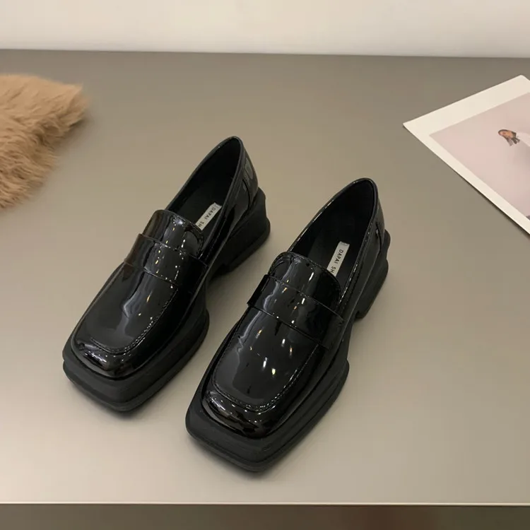 New Autumn Platform Oxfords Women's Shoes Women Heels Black shoes School Uniform Student Woemn loafers Square Toe Leather Shoes
New Autumn Platform Oxfords Women's Shoes Women Heels Black shoes School Uniform Student Woemn loafers Square Toe Leather Shoes