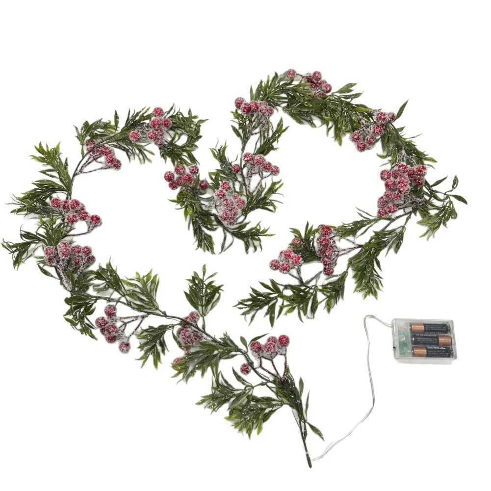 Светодиодная гирлянда с красными ягодами и зелеными листочками падуба на батарейках для удобного украшения дома и улицы в праздничном стиле
Светодиодная гирлянда с красными ягодами и зелеными листочками падуба на батарейках для удобного украшения дома и улицы в праздничном стиле