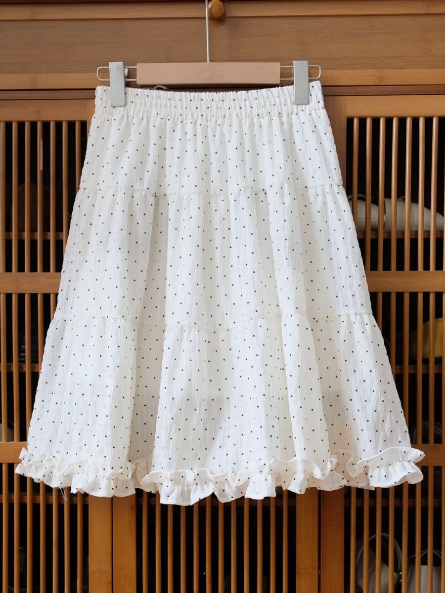 Polka Dot Textured Chiffon Half Skirt with Wood Grain And Sweet Summer Cake Skirt Loose Fit High Waist Gored Skirt
Polka Dot Textured Chiffon Half Skirt with Wood Grain And Sweet Summer Cake Skirt Loose Fit High Waist Gored Skirt