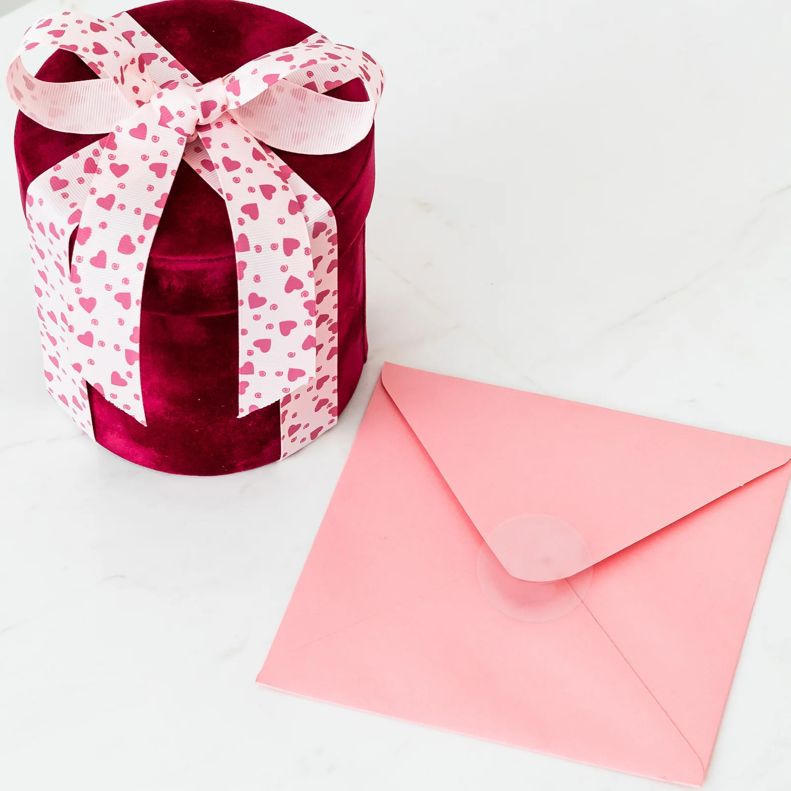 2 Rolls Transparent Adhesive Dot Stickers Labels For Envelopes Packaging Boxes Gift Tags Mailing Envelope Sealer
2 Rolls Transparent Adhesive Dot Stickers Labels For Envelopes Packaging Boxes Gift Tags Mailing Envelope Sealer