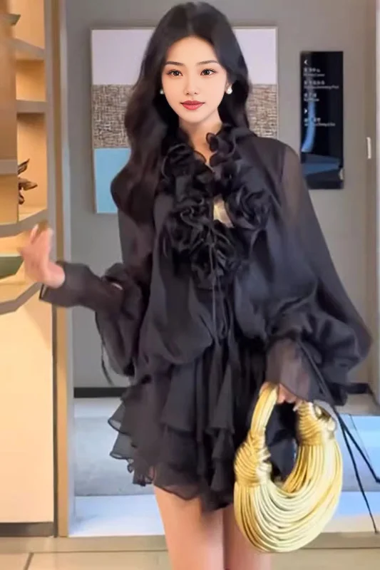French Stand Collar Dress Women Spring Floral Embroidery Chiffon A-Line Tiered Dress with Lantern Sleeves Elegant Tea Length
French Stand Collar Dress Women Spring Floral Embroidery Chiffon A-Line Tiered Dress with Lantern Sleeves Elegant Tea Length