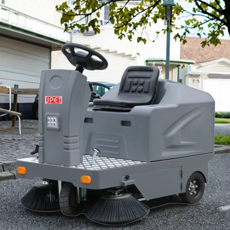 New Industrial 1260 750W Ride-On Electric Floor Sweeper 1260mm Sweeping Width 7200sqm/h Efficiency 80L Dustbin
New Industrial 1260 750W Ride-On Electric Floor Sweeper 1260mm Sweeping Width 7200sqm/h Efficiency 80L Dustbin