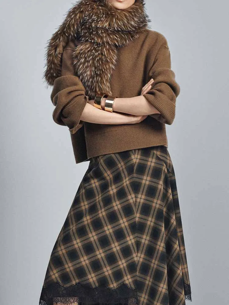 Новое поступление в европейском и американском стиле, модная и простая женская одежда, клетчатая кружевная юбка со средней талией
Новое поступление в европейском и американском стиле, модная и простая женская одежда, клетчатая кружевная юбка со средней талией