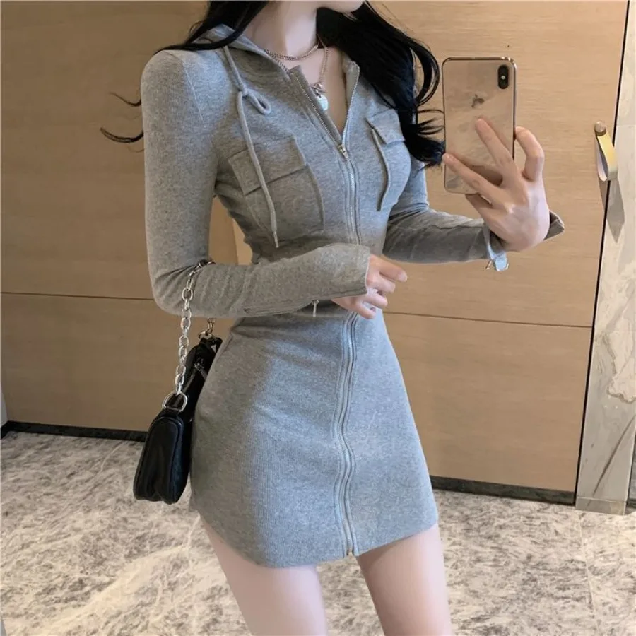 【New style】Autumn new style sexy long-sleeved age-reducing zipper hooded hoodie dress figure-fitting Western-style all-matching
【New style】Autumn new style sexy long-sleeved age-reducing zipper hooded hoodie dress figure-fitting Western-style all-matching