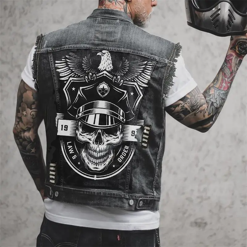 Men's Denim Vest 2024 Spring And Autumn New European And American Street Fashion Sleeveless Casual Large Size Coat
Men's Denim Vest 2024 Spring And Autumn New European And American Street Fashion Sleeveless Casual Large Size Coat